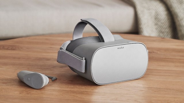 Oculus  annuncia un visore standalone a 199$